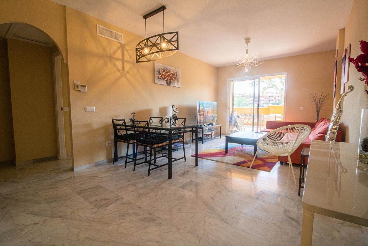 Apartamento And Spacious With Underground Parking In Lovely Urbanisation With Pools And Jacuzzis.